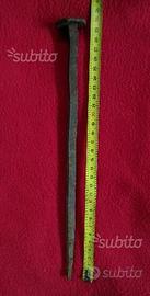 Chiodo antico in ferro