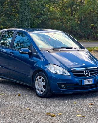 Mercedes-benz A 160 CDI BlueEFFICIENCY 2011-E5 Man