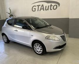 Lancia Ypsilon 1.2 69 CV 5 porte gold adatta...