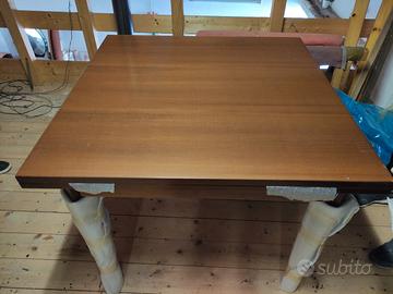 Tavolo legno apribile