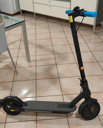 Monopattino elettrico Xiaomi 