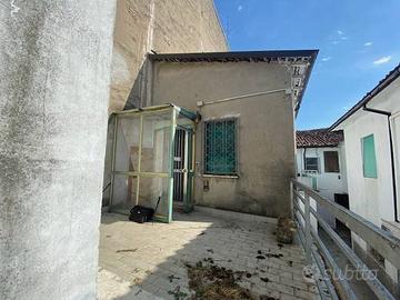 Immobile in asta di 104 m² con 3 locali a Fabbrico