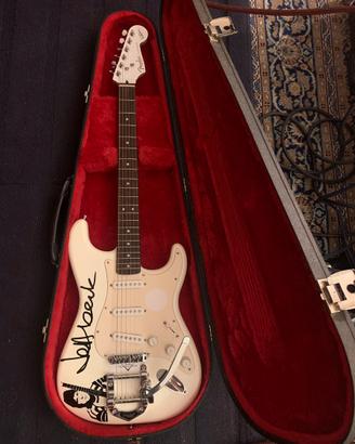 Squier Jeff Beck Onour Tribute Strat + Bigsby