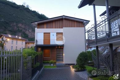 CASA INDIPENDENTE A BRENO