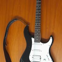Yamaha eg 112 chitarra elettrica