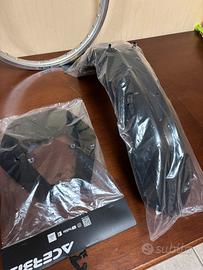 Vend0 anche  separatamente