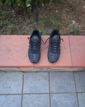 Tn nere e grigie