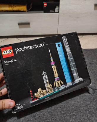 Lego 21039 Shanghai completo di led 