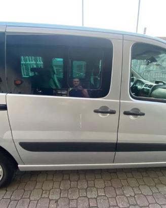 PORTA LATERALE DESTRA PER FIAT SCUDO 2009
