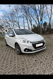Peugeot 208 Gti