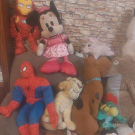 peluche Disney e cartoni animati