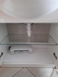 Mobile bagno bianco usato