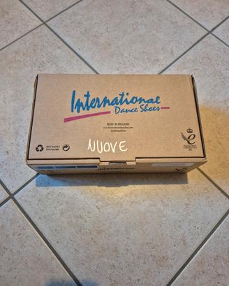 Scarpe da ballo latino americano International