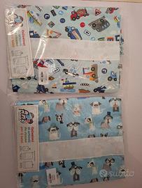 2 Set Asilo Sacchetto, Bavaglino e Asciugamano