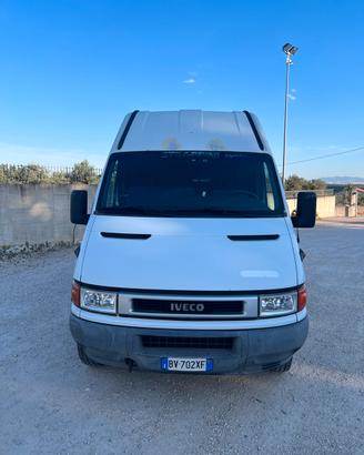 Iveco Dayli 50C13 patente C portata 50q
