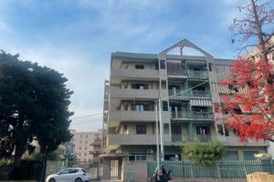 Via augusta quattro vani condominio recintato