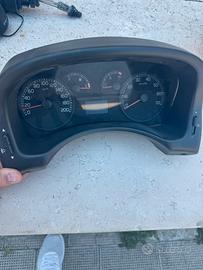 Pezzi fiat punto venduti singolarmente