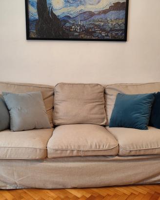 Divano Ektorp 3 posti beige chiaro