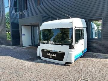 Cabina MAN TGX tetto medio XLX