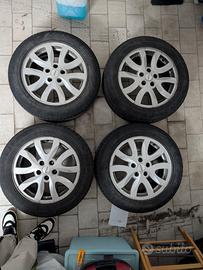 Cerchi in lega Nissan Renault 