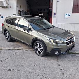 Subaru OUTBACK 2.5i Lineartronic Premium