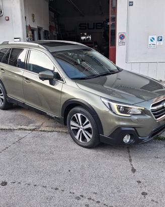 Subaru OUTBACK 2.5i Lineartronic Premium