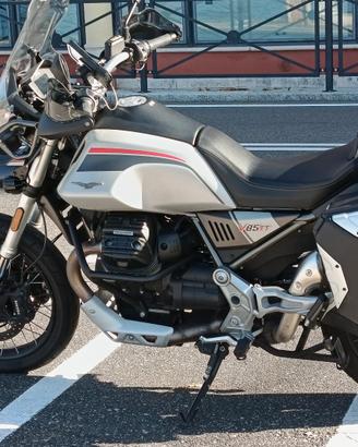 Moto Guzzi V85 TT - 2022