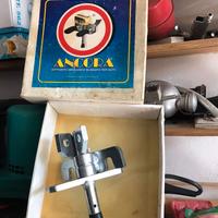 Bloccapedali : freno, frizione, per auto.