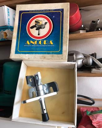 Bloccapedali : freno, frizione, per auto.