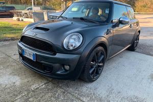 Mini Cooper SD manuale