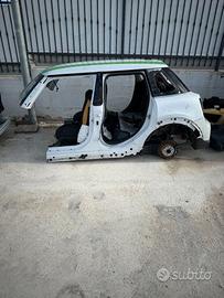 Scocca per ricambi Mini cooper Sd 2022/2024