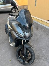 SR GT 200