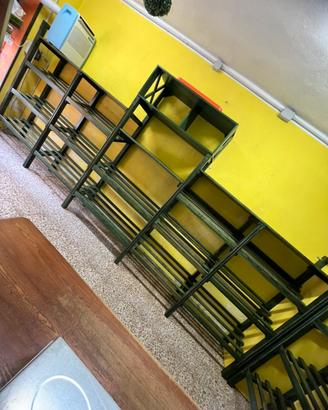 Scaffali in legno