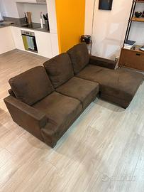 Divano 3/4 posti con penisola