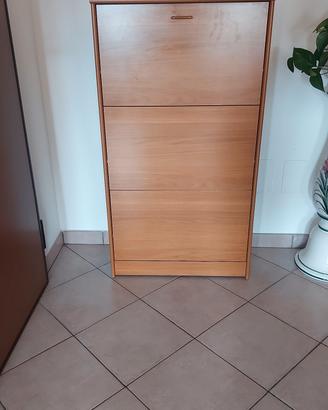 Scarpiera Sarmog 3 ante colore noce.