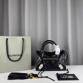 Borsa gigante Balenciaga City