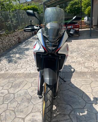 Honda Transalp 750