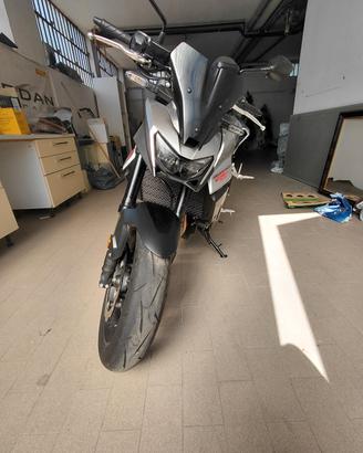 honda hornet 750