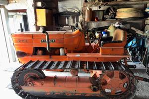 TRATTORE  CINGOLATO FIAT 605 CM 1