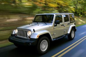 JEEP Wrangler Unlimited 2.8 CRD DPF Sahara E5/PE