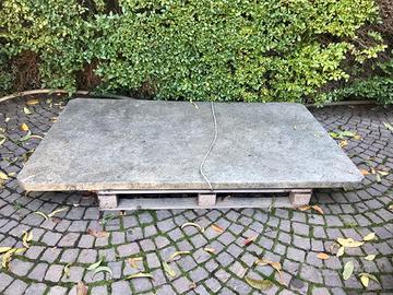 Tavolo pietra