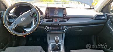 Hiunday i30 