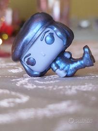 Statuetta Robin Stranger Things Kinder Joy 