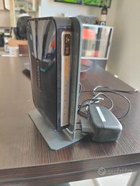 Modem router wireless adsl Netgear dgn2200