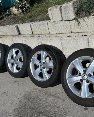 Cerchi  in Lega e gomme Honda Crv Frv R16