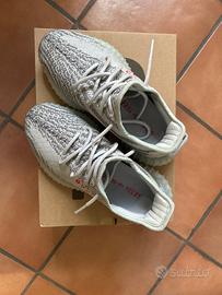 Yeezy Boost 350 V2 blu