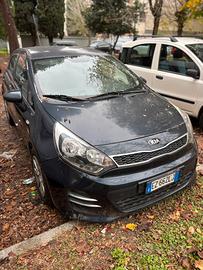 Kia Rio 1.1 CRDi Diesel 2015 - 202.000 km