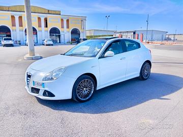alfa romeo giulietta 1.6 multijet 105cv tetto pell
