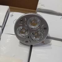 set 17 faretti led MR16 GU5.3 3W luce calda nuovi