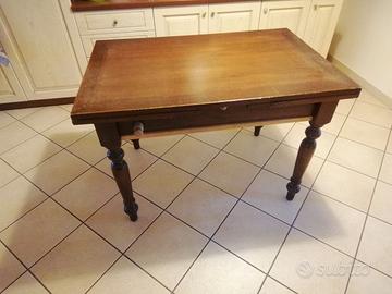 Tavolo da cucina e pranzo